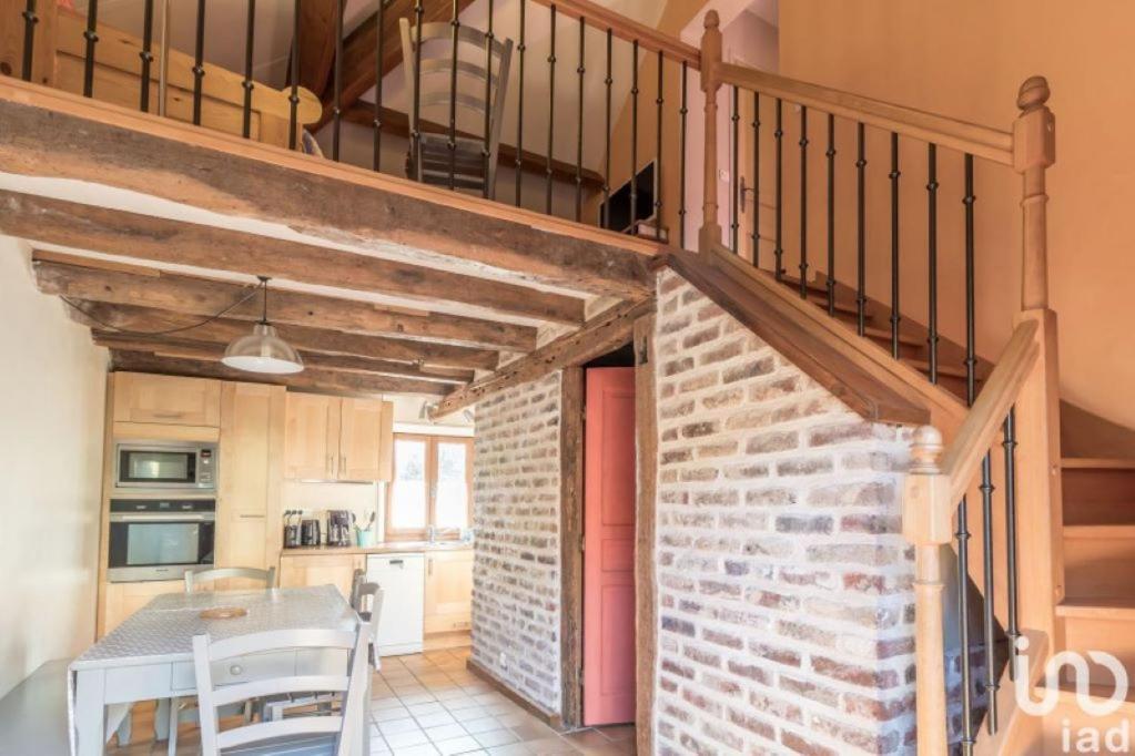 Les Pins - Maison Avec Parking Ferme Et Jardin Commun Au Calme Saint-Prix  المظهر الخارجي الصورة